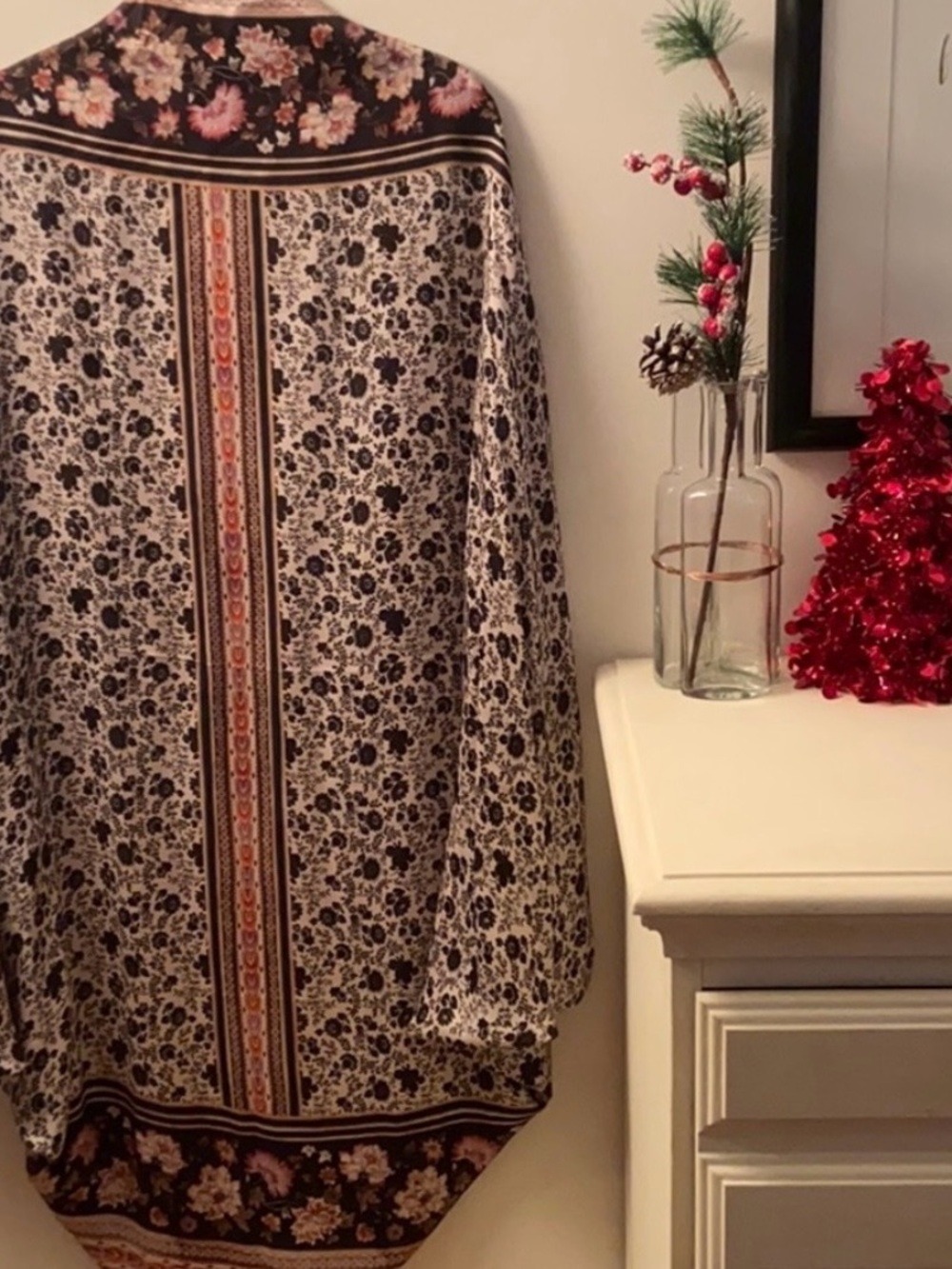 Anthropologie Floral Silk Kimono NWOT one size - Picture 2 of 4